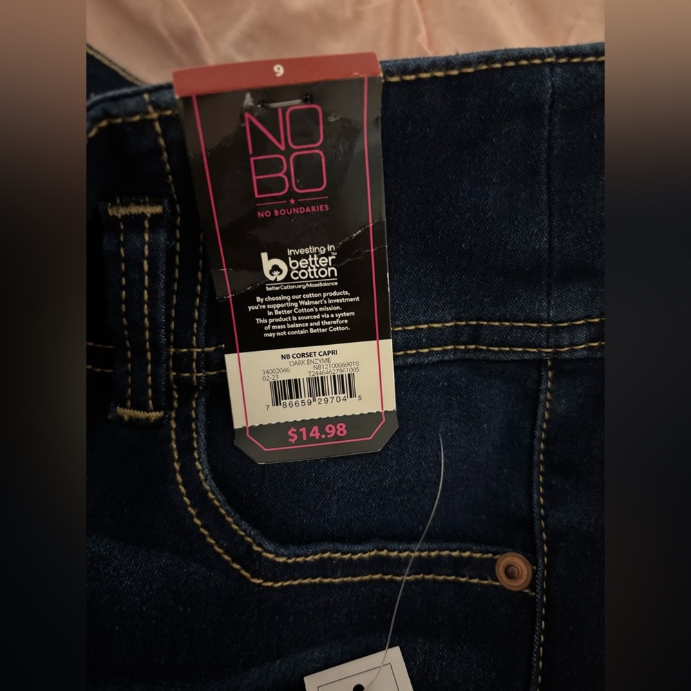 No Boundaries Women's Deep Blue Cropped Jeans